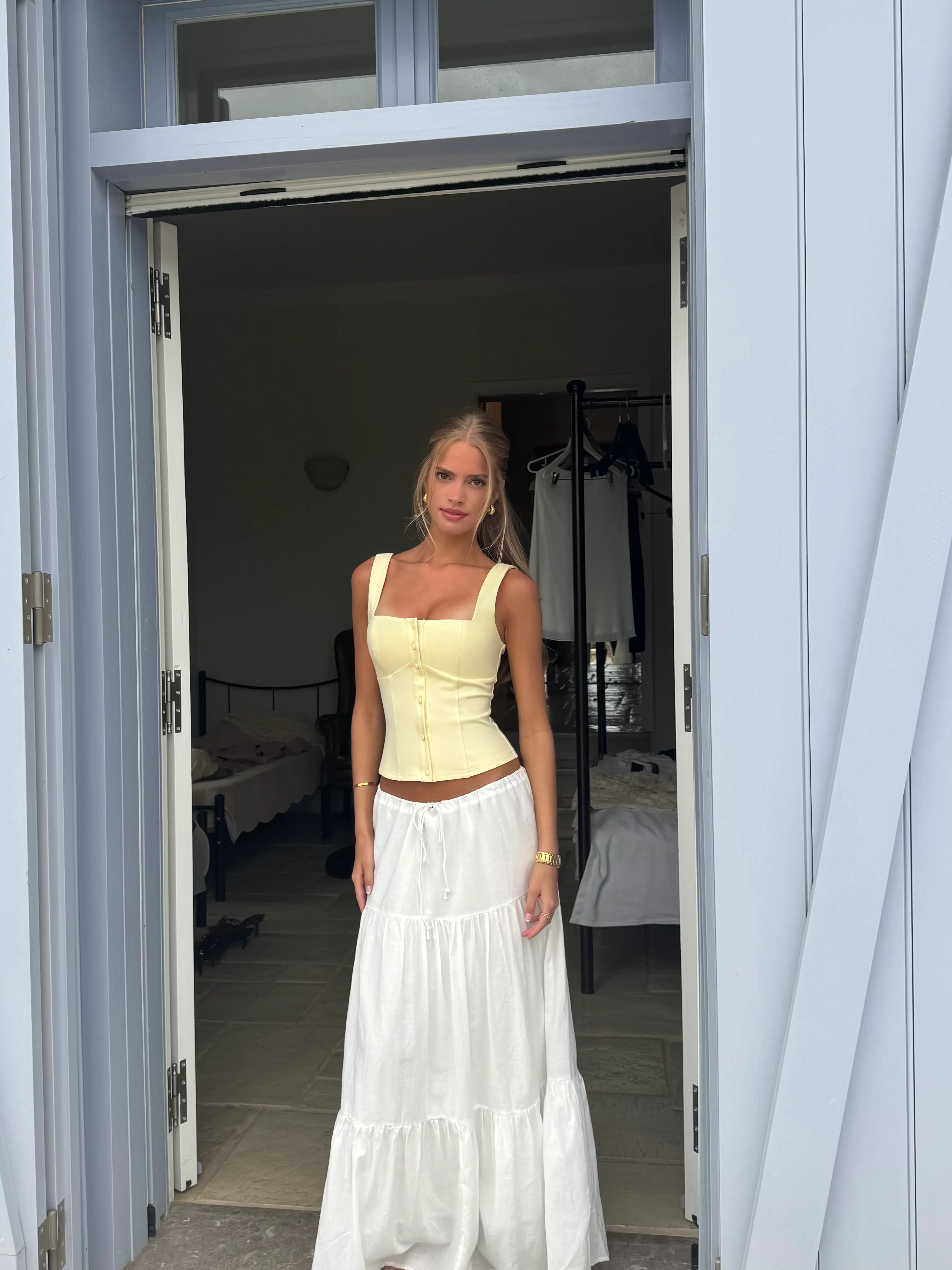 Button top - light yellow - Image 7