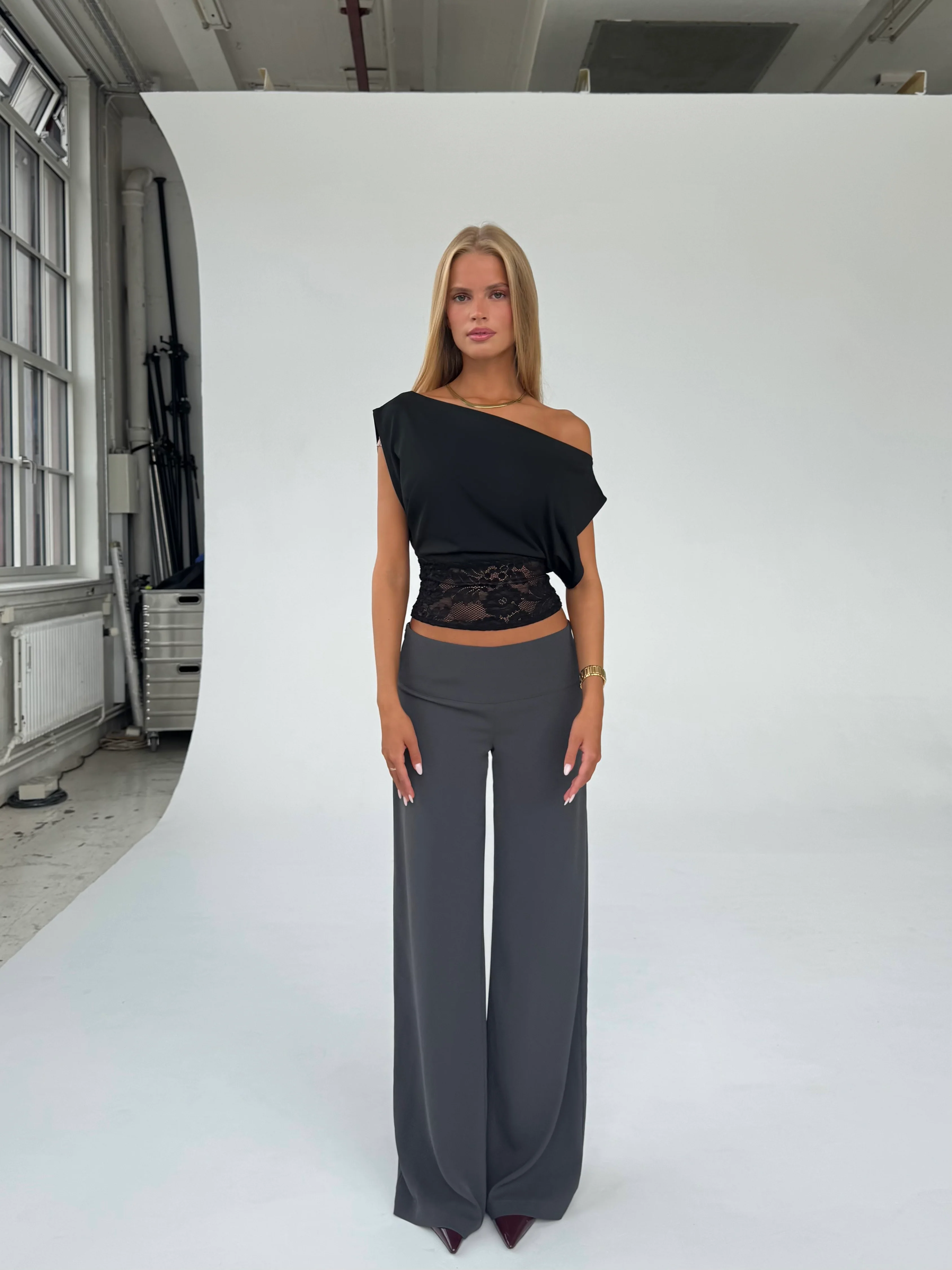 Flowy low waist bukser - dark grey - Image 2