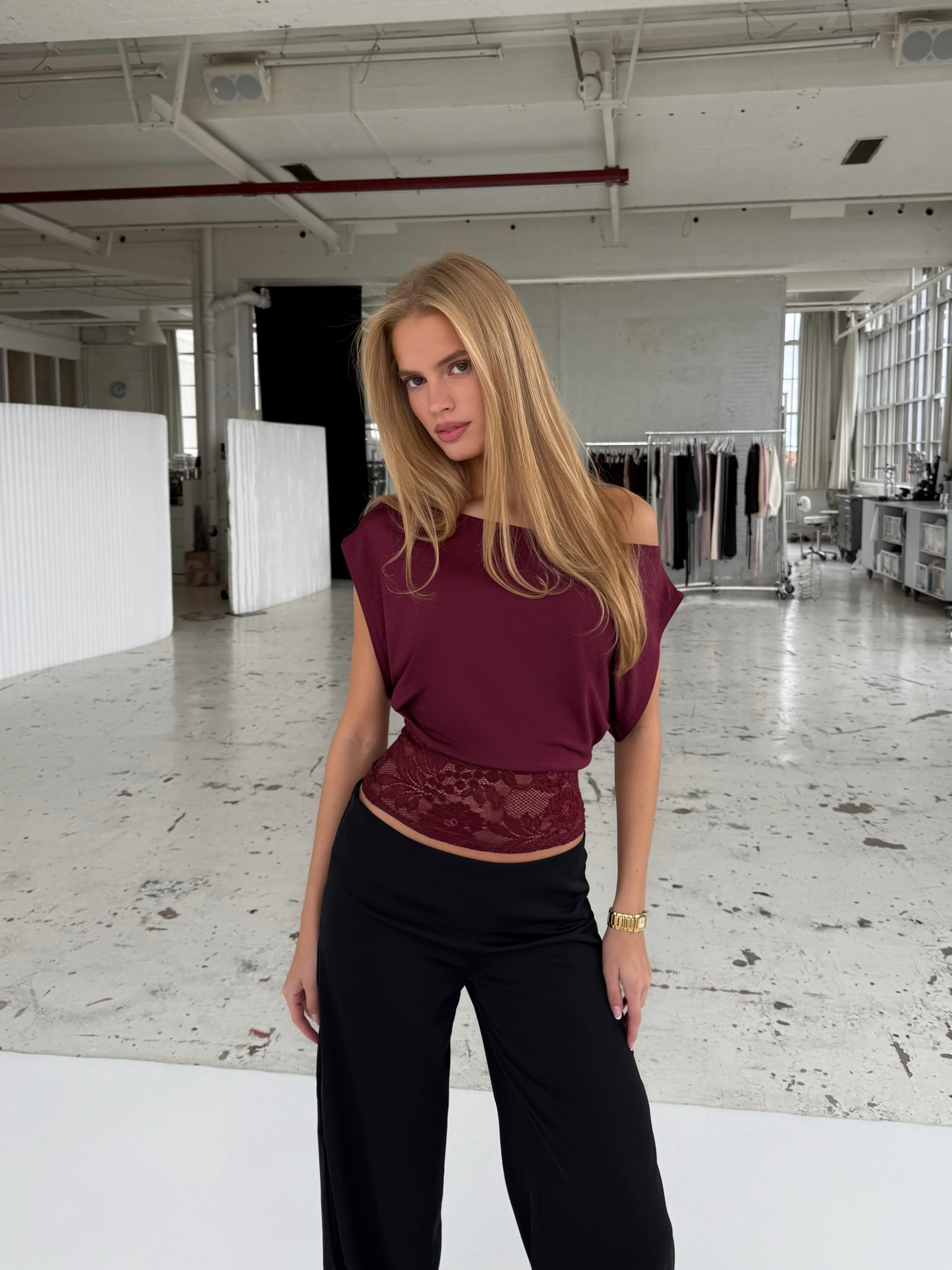 Hera basic lace top - Burgundy