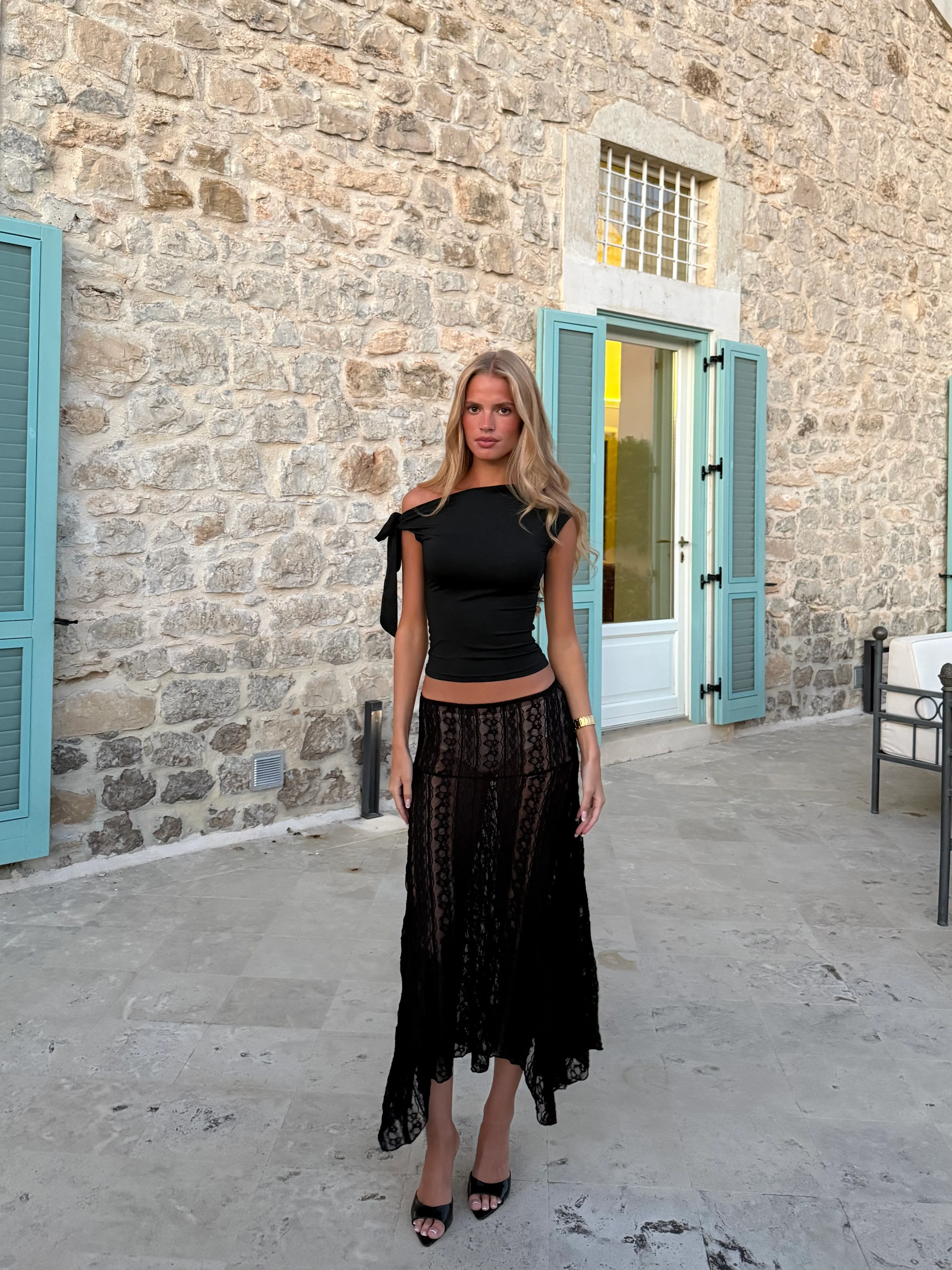 Lyra lace skirt - Black - Image 4